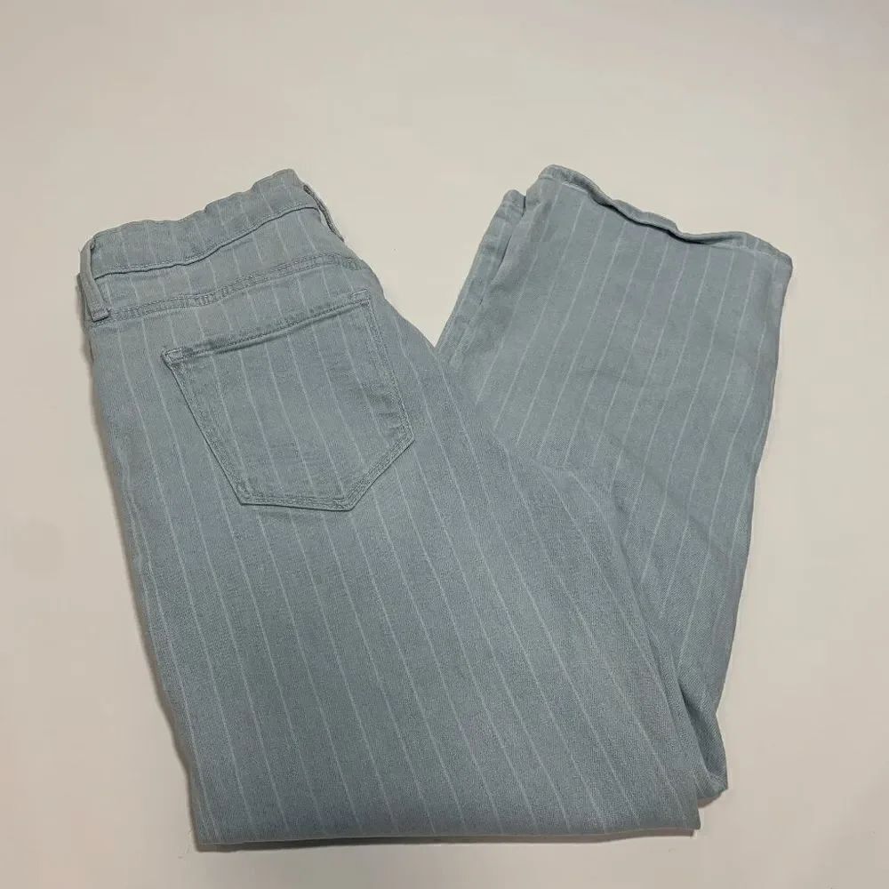 Old Navy Slim Wide Leg High Rise Light Striped Jean